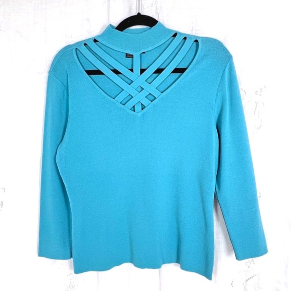 Ruby Cho Teal 3/4 Sleeve Criss Cross Cutout Neckline Sz L 🎈Host Pick🎈 - Picture 1 of 7